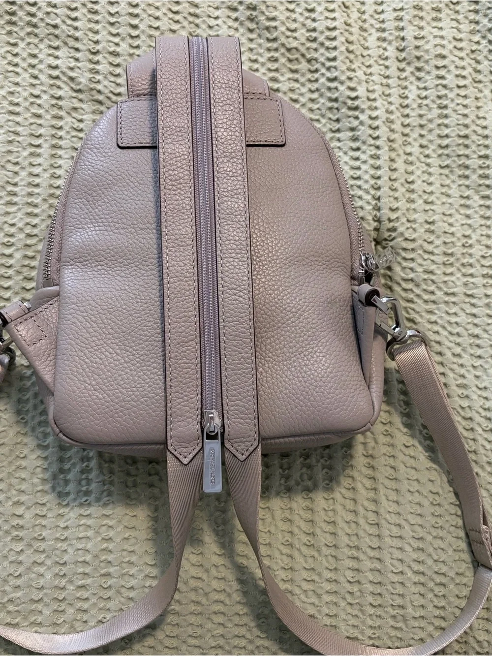 Michael Kors compact michael
